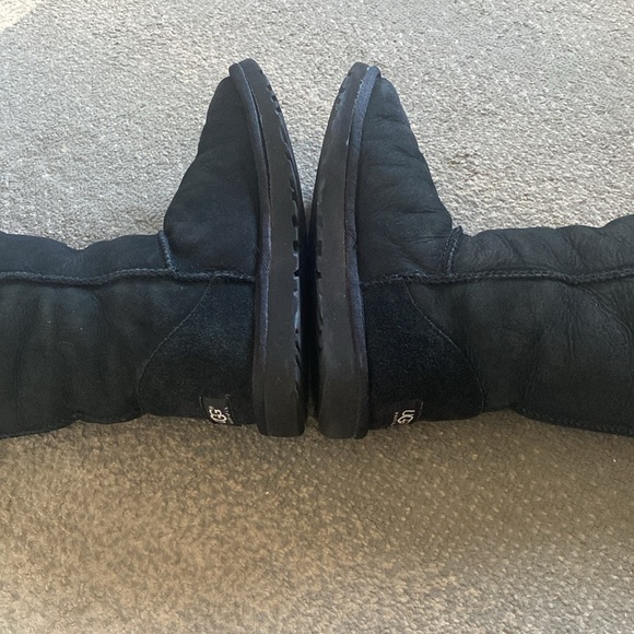 Uggs Australia classic Tall Essential Boots - Picture 6 of 12